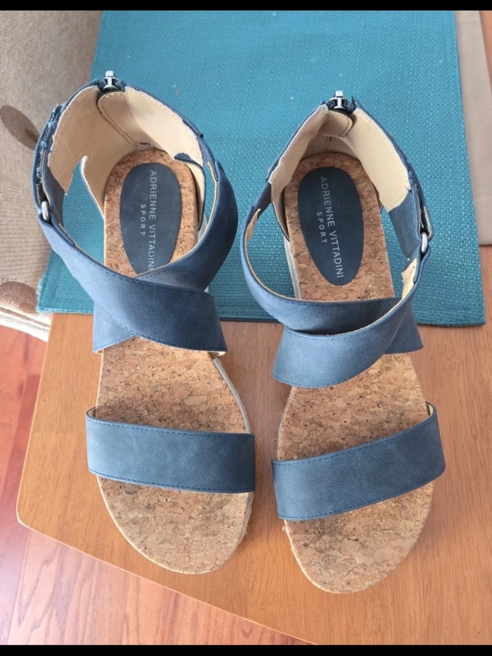 Adrienne Vittadini Cork Wedge Sandals Size 9.5 - Picture 3 of 9